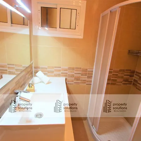03 Hercules - Apartamento De Un - Piscina De Temporada, Playa Y Excelente Wifi 贝纳尔马德纳